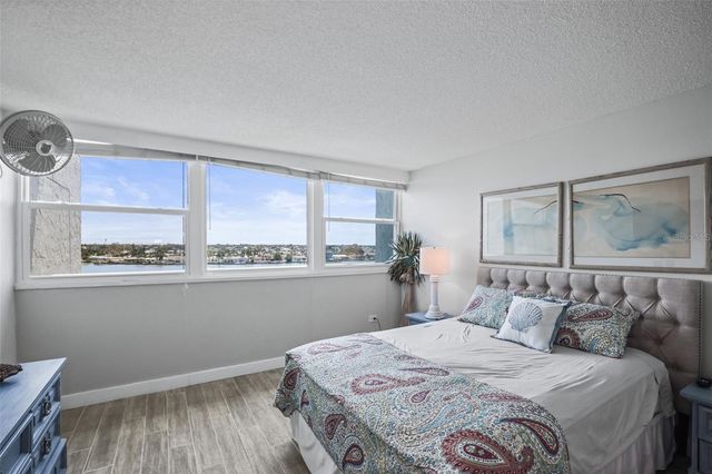 500 TREASURE ISLAND CAUSEWAY 610, Treasure Island, FL 33706