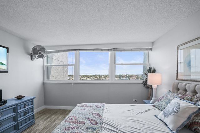 500 TREASURE ISLAND CAUSEWAY 610, Treasure Island, FL 33706
