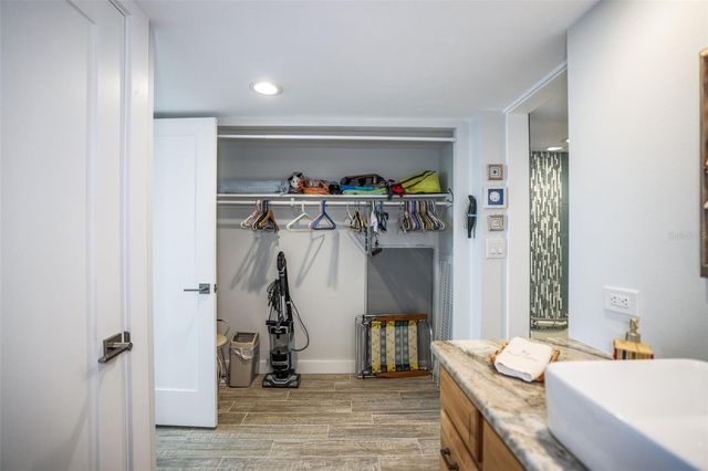 500 TREASURE ISLAND CAUSEWAY 610, Treasure Island, FL 33706