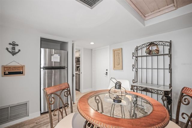 500 TREASURE ISLAND CAUSEWAY 610, Treasure Island, FL 33706