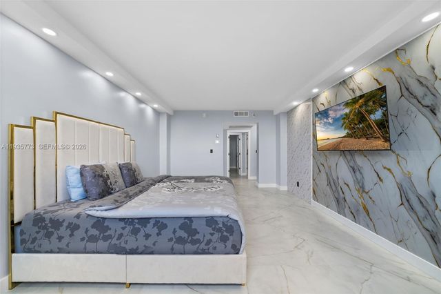 19380 Collins Avenue 826, Sunny Isles Beach, FL 33160