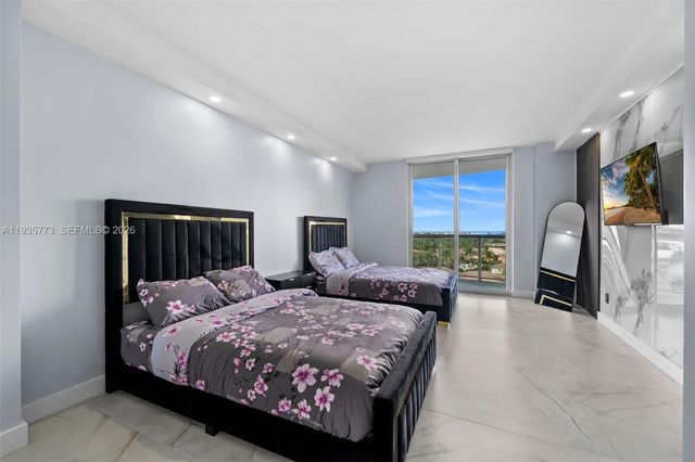 19380 Collins Avenue 826, Sunny Isles Beach, FL 33160