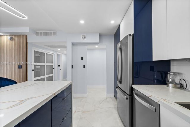 19380 Collins Avenue 826, Sunny Isles Beach, FL 33160