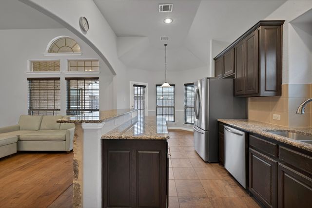 9816 Yellow Cup Drive, Fort Worth, TX 76177