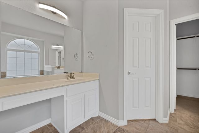 9816 Yellow Cup Drive, Fort Worth, TX 76177