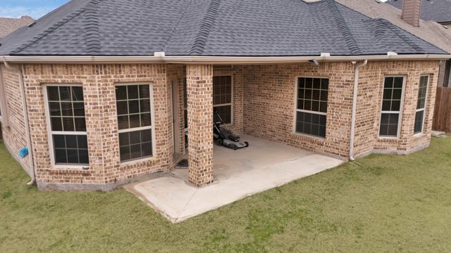 9816 Yellow Cup Drive, Fort Worth, TX 76177
