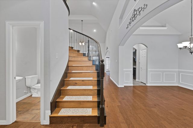 9816 Yellow Cup Drive, Fort Worth, TX 76177