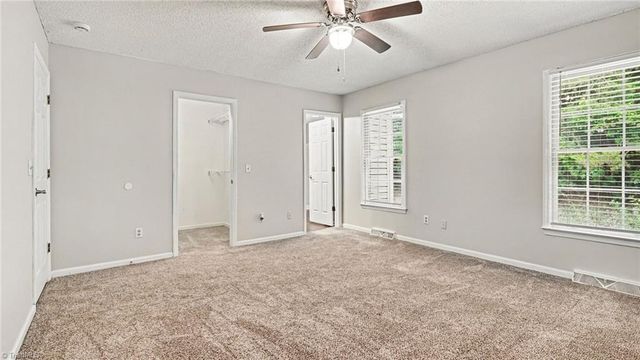 5204 Buckley Forest Trail, Walkertown, NC 27051
