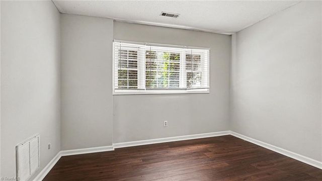 5204 Buckley Forest Trail, Walkertown, NC 27051