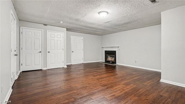5204 Buckley Forest Trail, Walkertown, NC 27051