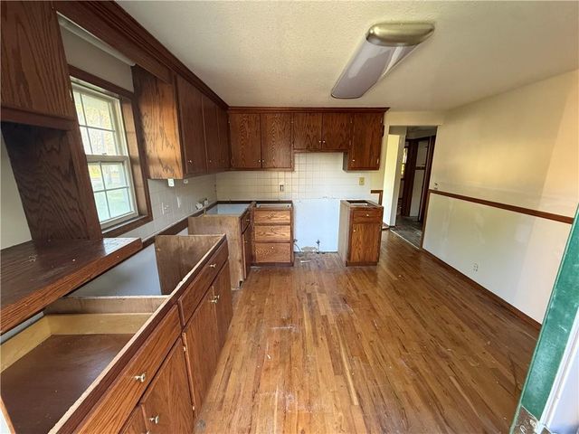 2801 S 8th Street, Kansas City, KS 66103
