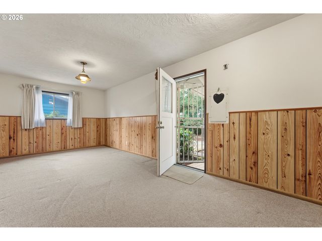 6000 OKLAHOMA Dr, Vancouver, WA 98661
