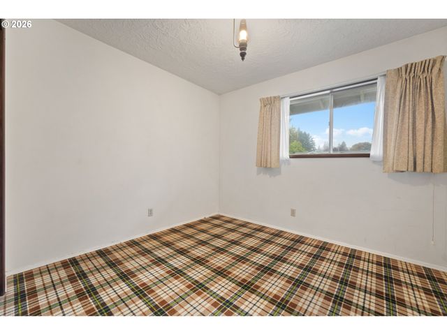 6000 OKLAHOMA Dr, Vancouver, WA 98661