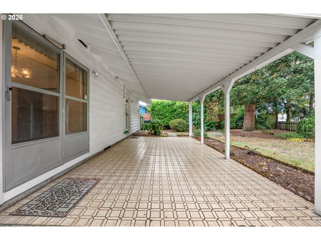 6000 OKLAHOMA Dr, Vancouver, WA 98661