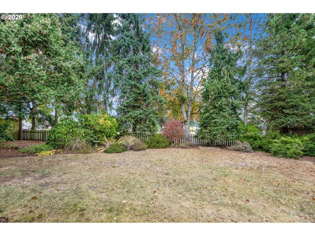 6000 OKLAHOMA Dr, Vancouver, WA 98661