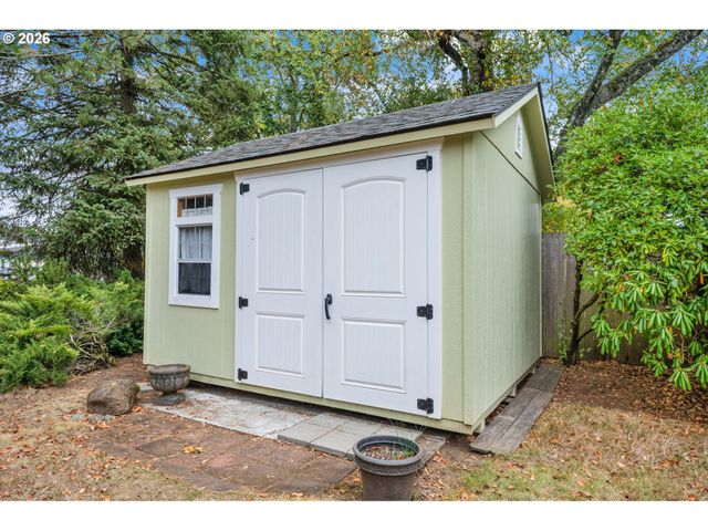 6000 OKLAHOMA Dr, Vancouver, WA 98661