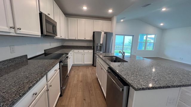 1782 SW Bayshore Boulevard, Port St. Lucie, Port St Lucie, FL 34984