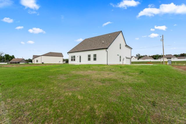 1106 Bluecreek Cir, Murfreesboro, TN 37129