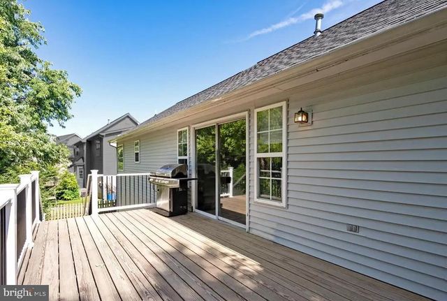 60 DAWSON DR, Fredericksburg, VA 22405