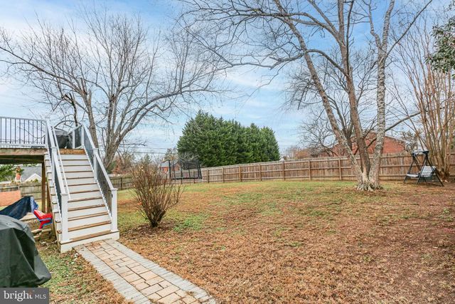 60 DAWSON DR, Fredericksburg, VA 22405