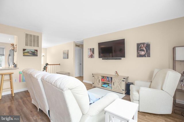 60 DAWSON DR, Fredericksburg, VA 22405