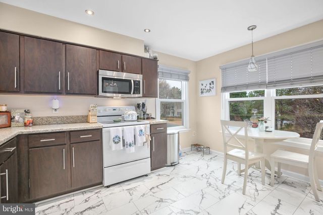 60 DAWSON DR, Fredericksburg, VA 22405