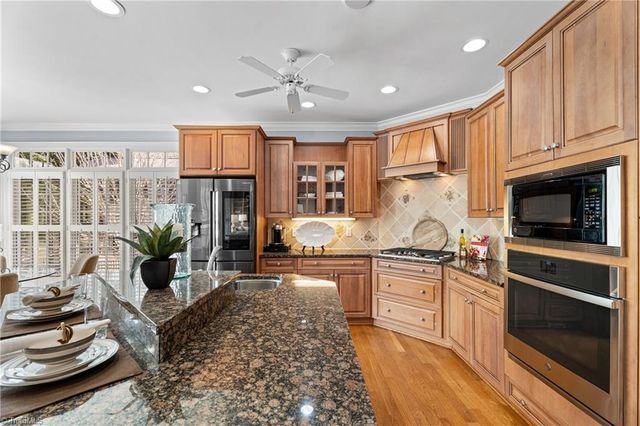 235 Fox Lake Court, Winston-salem, NC 27106