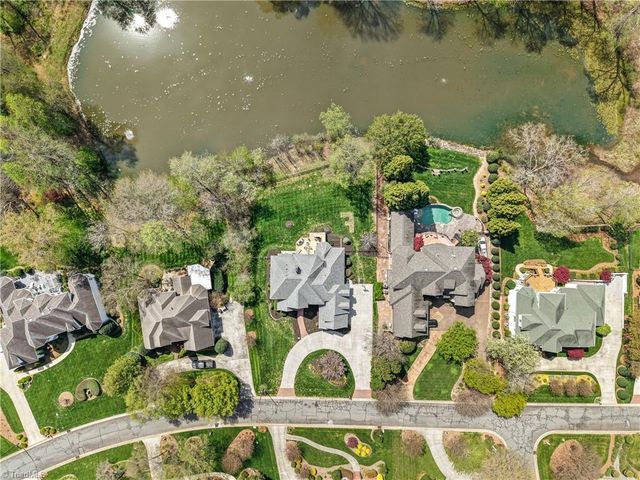 235 Fox Lake Court, Winston-salem, NC 27106