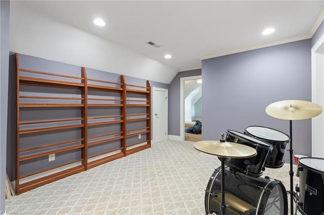 235 Fox Lake Court, Winston-salem, NC 27106