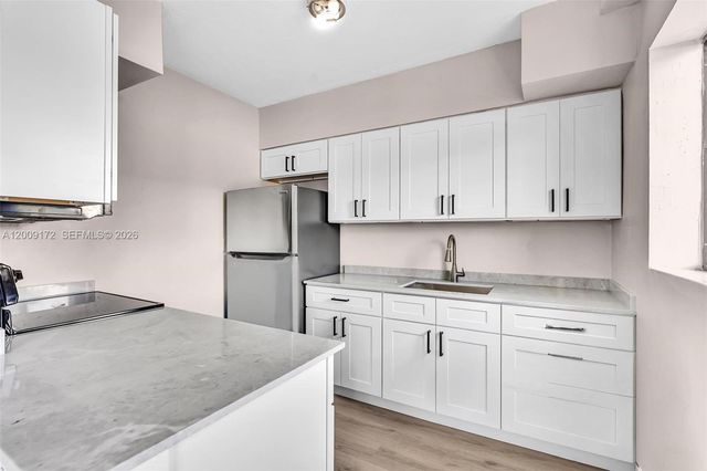 1165 Marseille Dr 19, Miami Beach, FL 33141