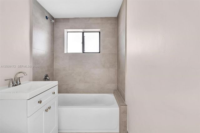 1165 Marseille Dr 19, Miami Beach, FL 33141