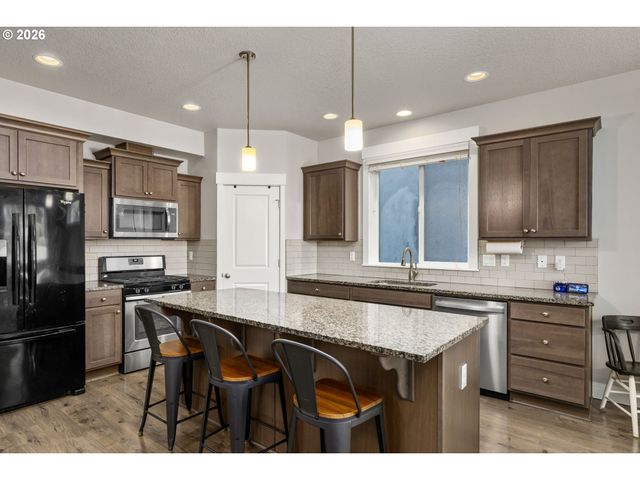 32085 Nw WASCOE St, North Plains, OR 97133