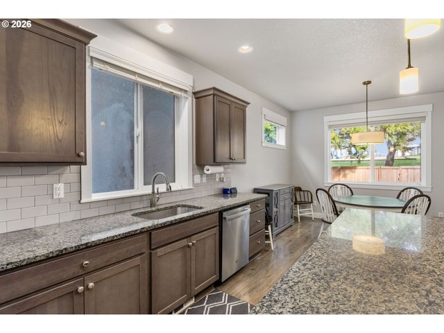 32085 Nw WASCOE St, North Plains, OR 97133