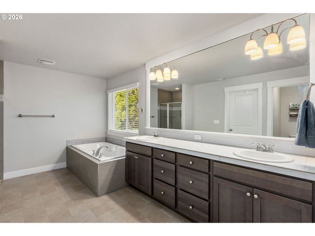 32085 Nw WASCOE St, North Plains, OR 97133