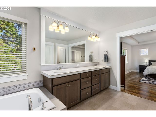 32085 Nw WASCOE St, North Plains, OR 97133