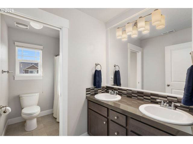 32085 Nw WASCOE St, North Plains, OR 97133