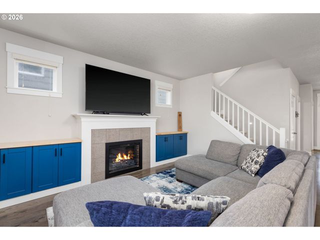 32085 Nw WASCOE St, North Plains, OR 97133