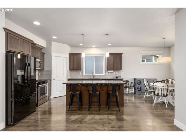 32085 Nw WASCOE St, North Plains, OR 97133