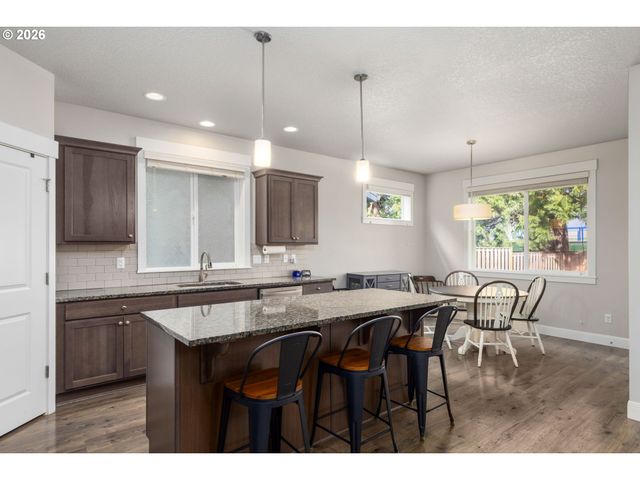 32085 Nw WASCOE St, North Plains, OR 97133