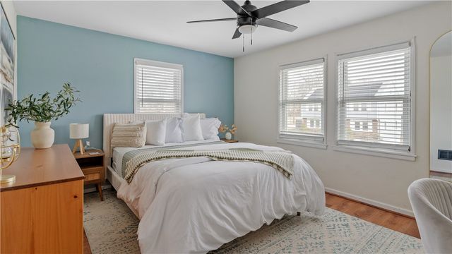 5 Shangri La Lane, Middletown, RI 02842