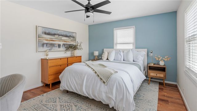 5 Shangri La Lane, Middletown, RI 02842