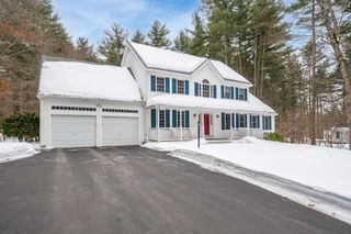 38 Buckingham Drive, Londonderry, NH 03053