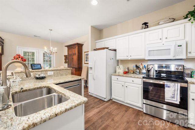 10960 Princeton Village Drive, Charlotte, NC 28277