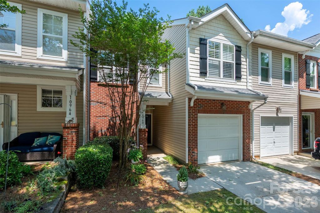 10960 Princeton Village Drive, Charlotte, NC 28277
