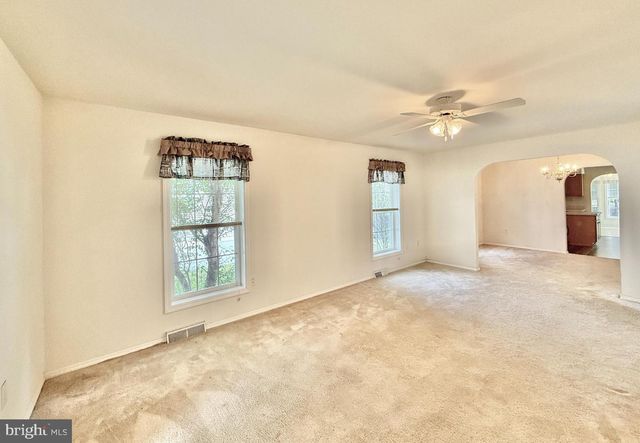 199 PEBBLE BEACH DR, Mays Landing, NJ 08330