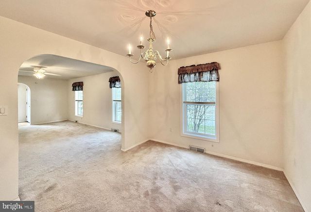 199 PEBBLE BEACH DR, Mays Landing, NJ 08330
