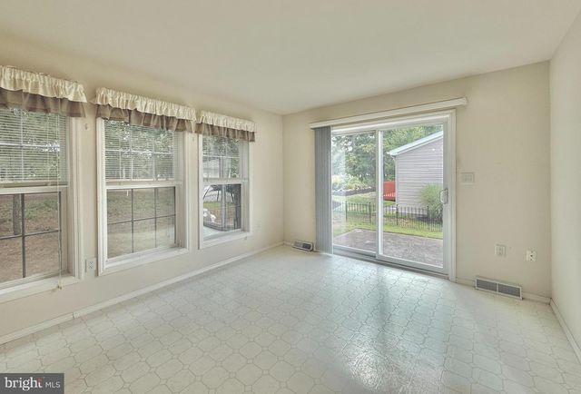 199 PEBBLE BEACH DR, Mays Landing, NJ 08330