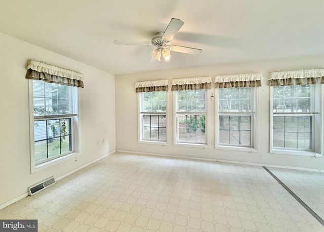199 PEBBLE BEACH DR, Mays Landing, NJ 08330