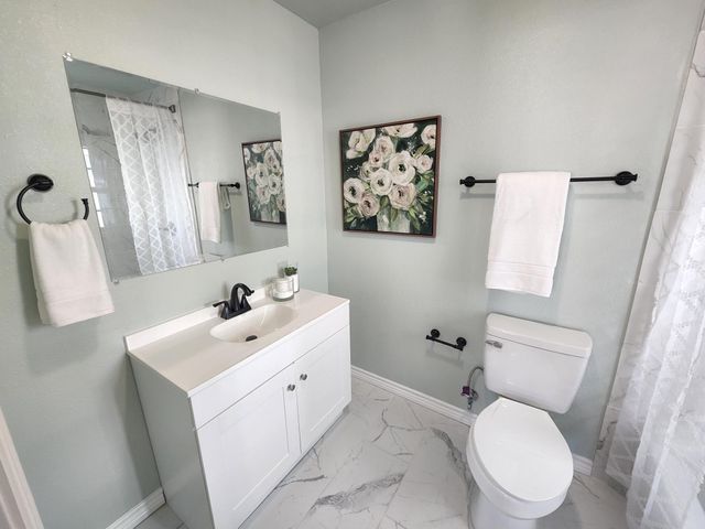 1217 W Nelson Street, Denison, TX 75020