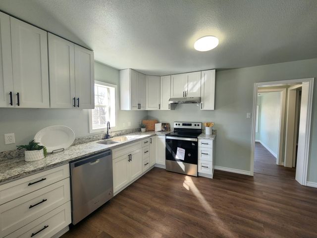 1217 W Nelson Street, Denison, TX 75020